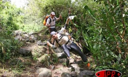 Mercredi 16 mai 2007 - Hellbourg (Salazie) -

4ème journée de raid pour les concurrents du Réunion d'Aventures