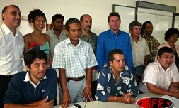 Vendredi 5 novembre 2004

Le comité de pilotage de l'industrie est satisfait de l'opération menée en Provence avec des producteurs des filières fruits et légumes
