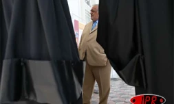 Jeudi 6 septembre 2007 - 

Philippe Seguin, président de la cour des comptes, assiste à l'audience solennelle de la chambre régionale des comptes