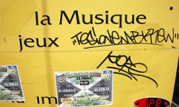 Tag sur les murs de Saint-Denis - 

&quot;On tag pour dire et montrer qu'on existe&quot; affirment les tagueurs