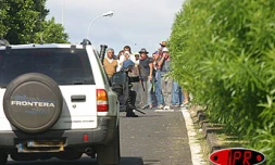 Lundi 16 juin 2003
Plusieurs centaines de personnes ont manifesté devant le rectorat pour s'opposer au transfert des personnels non enseignants. Des heurts ont eu lieu avec les forces de l'ordre