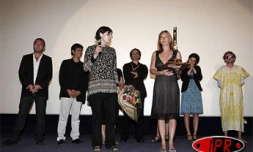 Samedi 3 décembre 2005

Lors de la remise des prix du premier festival du film de La Réunion