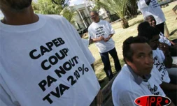 Vendredi 2 décembre 2005 -

La CAPEB s'est mobilisée pour réclamer le maintien de la TVA à 2,10% sur certains chantiers du BTP