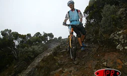Mardi 16 septembre 2003
Images du Raid Réunion Terres d'Aventures