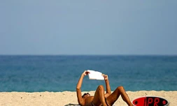 Image de plage réunionnaise en plein hiver austral