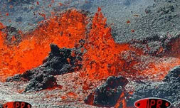 Vendredi 30 mai 2003 - 
Le piton de la Fournaise est entré en éruption à 11 heures 55