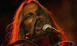 Vendredi 4 juin 2004

Le CD live de Ziskakan retrace l'histoire d'un des meilleurs groupes de La Réunion