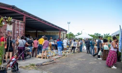Brocante mate?riaux ville du POrt