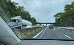 Embouteillage Sainte-Marie - Sainte-Suzanne