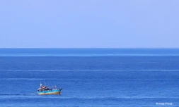 Bateau Sri Lankais au large de la Réunion