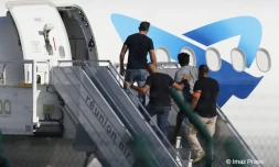 Air austral - migrants - départ