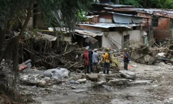 Glissement de terrain au Venezuela: les secours à la recherche de 56 disparus