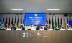 Pétrole: l'Opep+ sabre ses quotas de production, Biden "déçu"