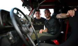 Le Dakar, une "belle revanche" pour deux blessés des armées