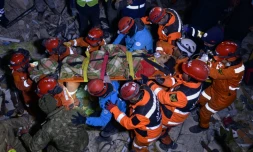 Séisme: l'aide internationale acheminée dans l'ensemble de la Syrie, plusieurs enfants rescapés