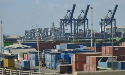 L'économie pakistanaise au ralenti face à l'assÚchement des réserves en dollars