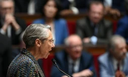 Retraites: l'heure du vote sur les motions de censure, sur fond de vives tensions