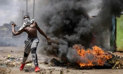 Manifestations au Kenya: gaz lacrymogènes contre le convoi de l'opposant Odinga