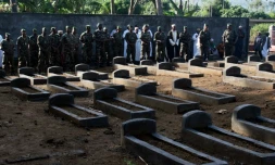 des-debris-de-l-avion-de-la-yemenia-airways-repeches-en-mer-dans-un-hangar-a-moroni-le-16-septembre-2009-aux-comores-3