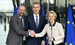 L'UE et l'Otan promettent d'accentuer leur soutien à la défense de l'Ukraine 