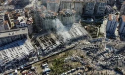 Séisme en Turquie et Syrie : plus de 12.000 morts, les critiques montent contre Erdogan