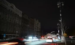 Ukraine: attaque massive russe contre des installations énergétiques, 80% des habitants de Kiev sans eau