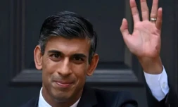 Nouveau Premier ministre britannique, Rishi Sunak avertit de "décisions difficiles à venir"