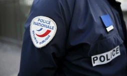 Les policiers protestent contre le rejet par la direction centrale de la police nationale d'un aménagement d'horaires qui leur aurait permis d'avoir un week-end sur deux complètement libre contre un sur six actuellement