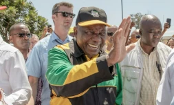 Le président sud-africain favori pour rester au pouvoir, malgré un scandale