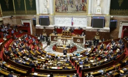 Retraites: la réforme dans l'arène de l'Assemblée, sous la pression de la rue