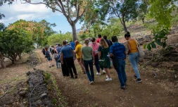 Les délégués de l’université Rurale et des élus de la zone de l'Océan Indien en visite au Port