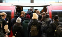 Royaume-Uni: une grève des trains lance une cascade de mouvements sociaux
