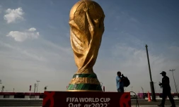 Mondial: au bout d'un chemin cahoteux, le Qatar à un jour du lever de rideau