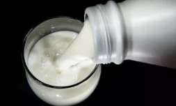 Le prix du lait va continuer d'augmenter à cause de la sécheresse en métropole