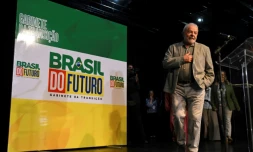 Brésil: investiture festive mais sous haute surveillance pour Lula