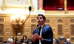 Retraites: la droite plus que jamais courtisée, des blocages persistent  