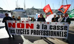 grĂšve de syndicats d'enseignement professionnel Paris et Marseille