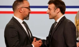 Islam de France: Macron veut "redoubler d'efforts" pour "sortir des interférences"