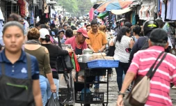 Après un an de "guerre contre le crime", les Salvadoriens redécouvrent leurs rues