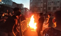 Iran: de nouvelles manifestations de colère secouent Téhéran