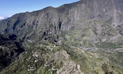 Route de Cilaos fermée vue du ciel