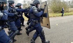A Metz, les CRS se battent entre eux pour s'entraîner
