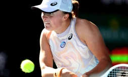 Open d'Australie: favorites en coup de vent, choc Sinner-Tsitsipas