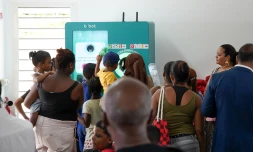Borne B:BOT à la résidence de la gare routière Saint-Pierre