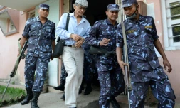 Népal: le tueur en série français Charles Sobhraj doit finalement être libéré vendredi