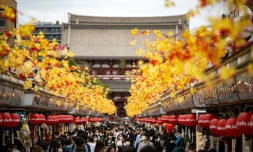 "Plus on est de fous...": l'Asie se prépare au retour attendu des touristes chinois