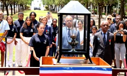 Flamme du soldat inconnu au jardin de l'état