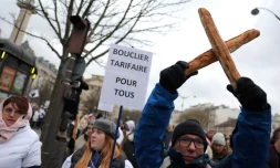 Energie: des centaines de boulangers manifestent Ă Paris pour demander plus d'aides