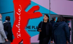 Bouffée de glamour et de politique pour ouvrir la Berlinale