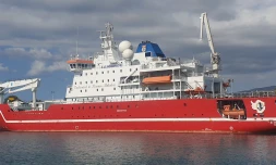 bateau sud africain S.A. AGULHAS